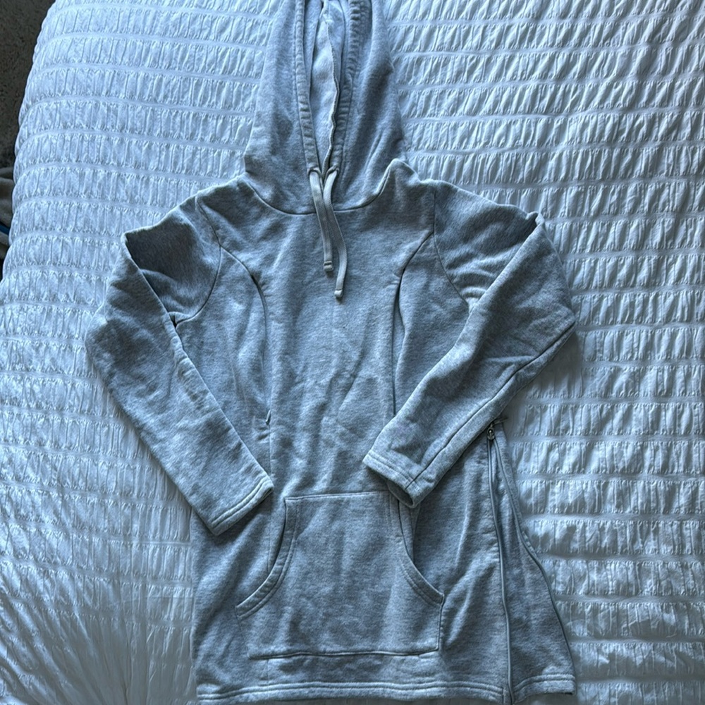 Breastfeeding hoodie